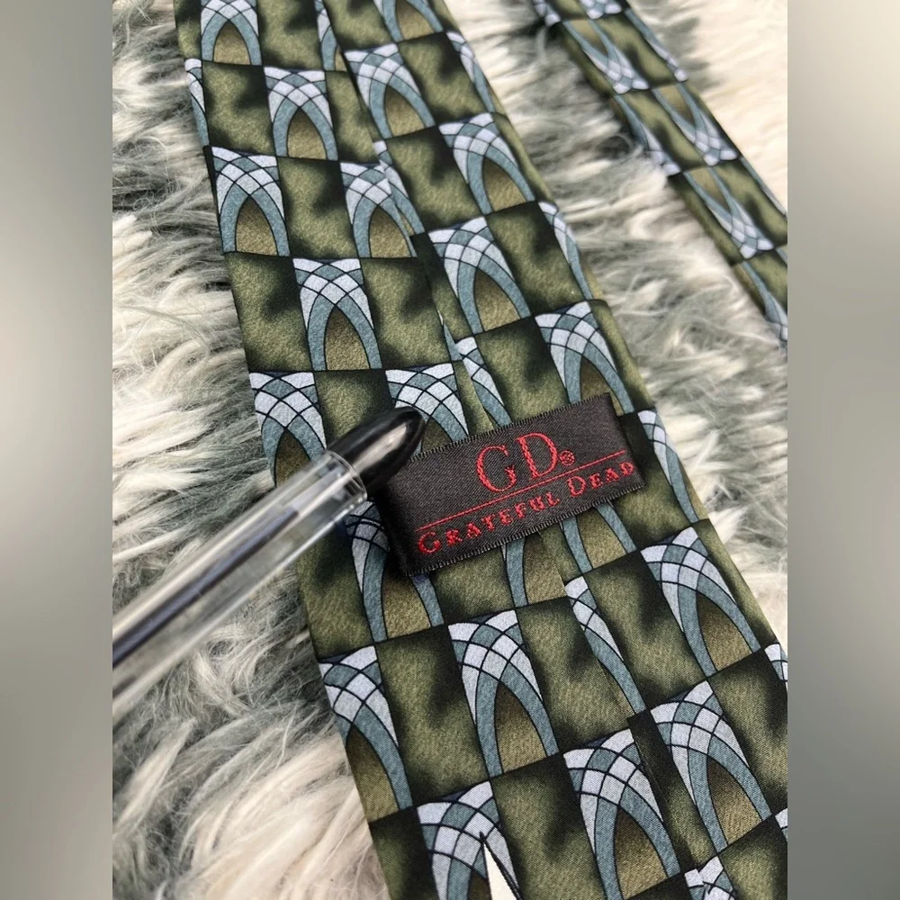 Grateful Dead Men's Neck Tie Hundred Year Hall II Tenth Set Abstract Multi-Color